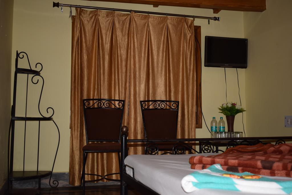 Star Guest House Nainital Esterno foto