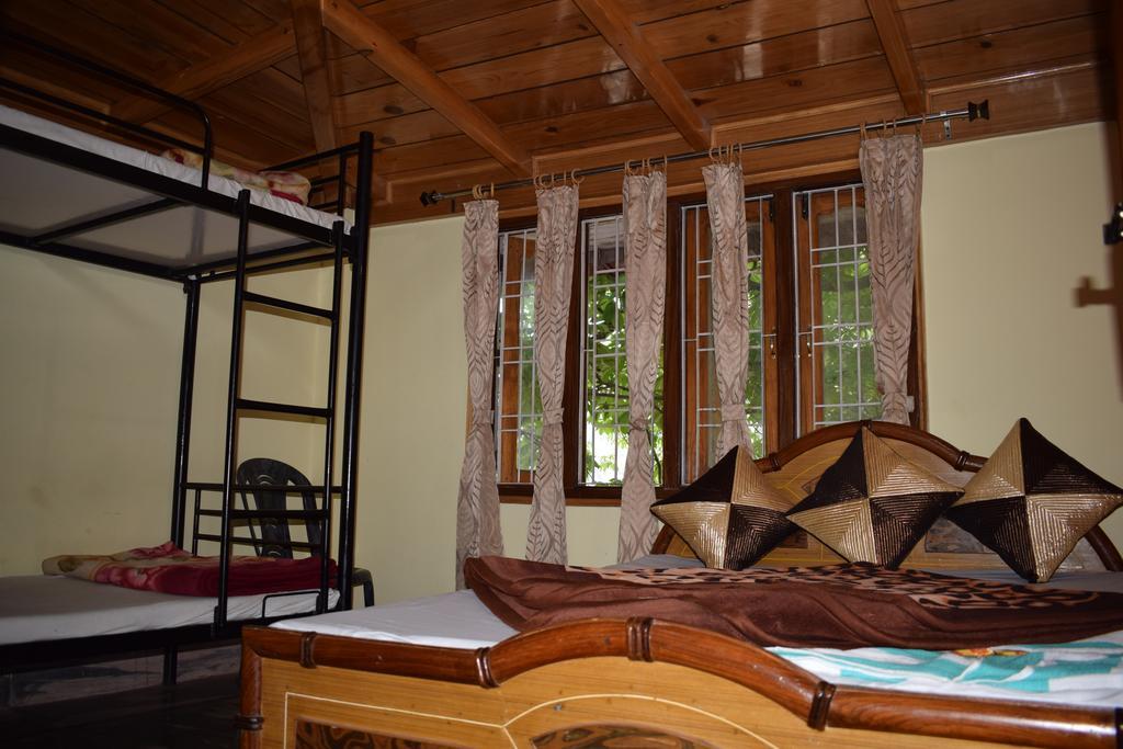 Star Guest House Nainital Esterno foto