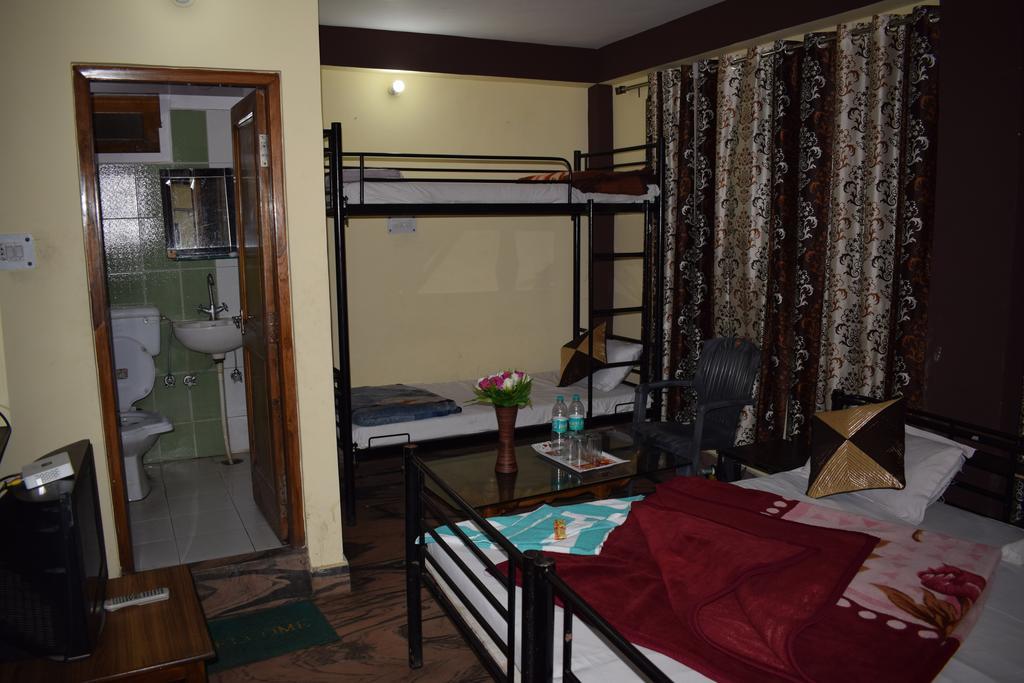 Star Guest House Nainital Esterno foto